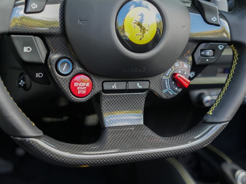 2022 Ferrari F8 Spider - Photo 33 - Bonita Springs, FL 34134