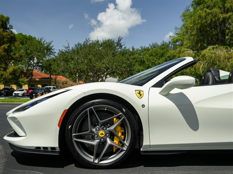 2022 Ferrari F8 Spider - Photo 48 - Bonita Springs, FL 34134