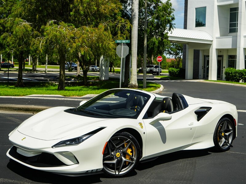 2022 Ferrari F8 Spider - Photo 8 - Bonita Springs, FL 34134