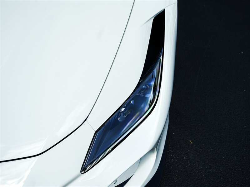 2022 Ferrari F8 Spider   - Photo 3 - Bonita Springs, FL 34134