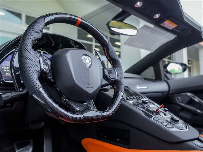2014 Lamborghini Aventador LP 700-4 Roadster - Photo 13 - Bonita Springs, FL 34134