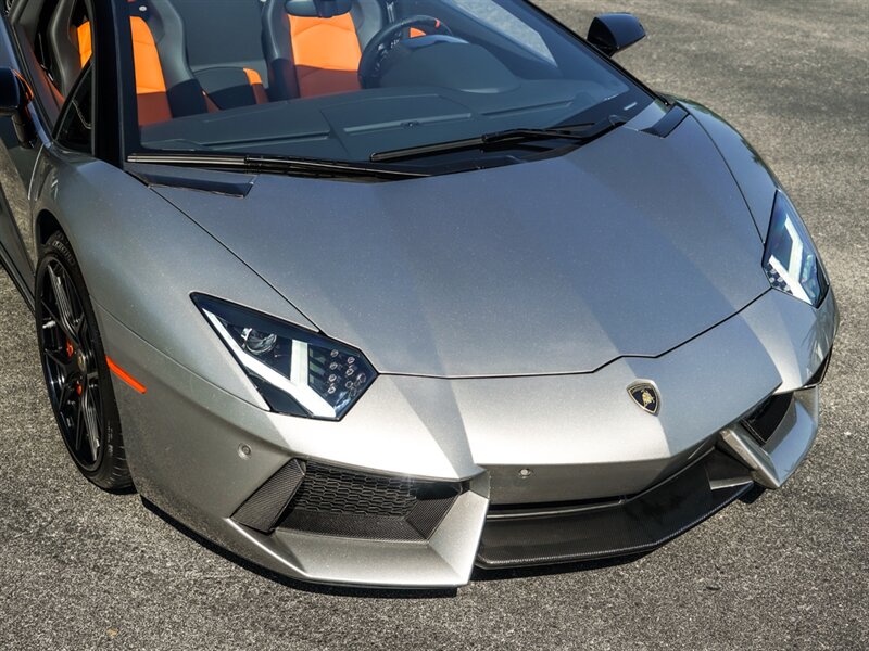2014 Lamborghini Aventador LP 700-4 Roadster - Photo 7 - Bonita Springs, FL 34134
