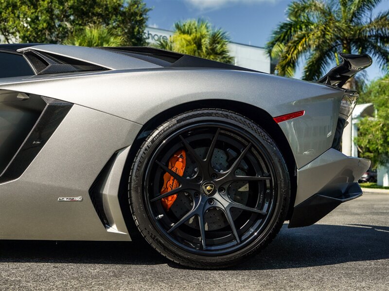 2014 Lamborghini Aventador LP 700-4 Roadster - Photo 33 - Bonita Springs, FL 34134