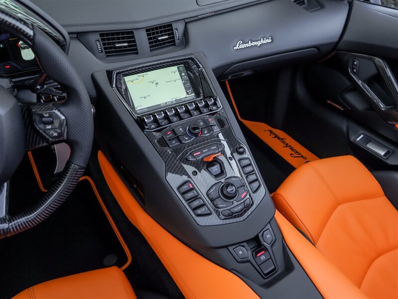 2014 Lamborghini Aventador LP 700-4 Roadster - Photo 15 - Bonita Springs, FL 34134