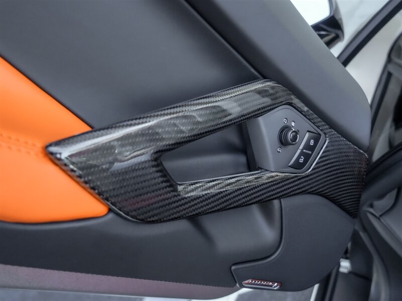 2014 Lamborghini Aventador LP 700-4 Roadster - Photo 19 - Bonita Springs, FL 34134