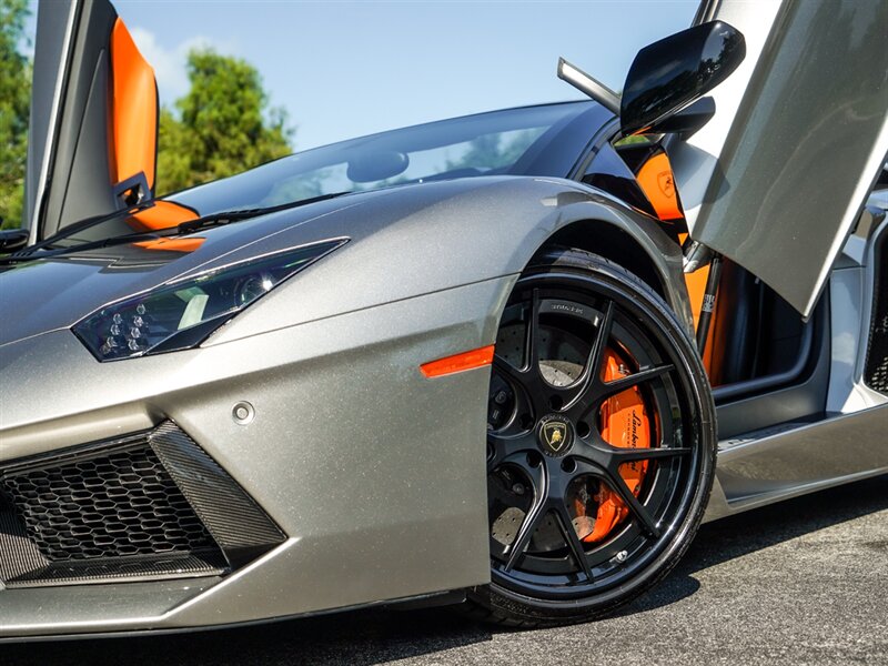 2014 Lamborghini Aventador LP 700-4  Roadster - Photo 3 - Bonita Springs, FL 34134