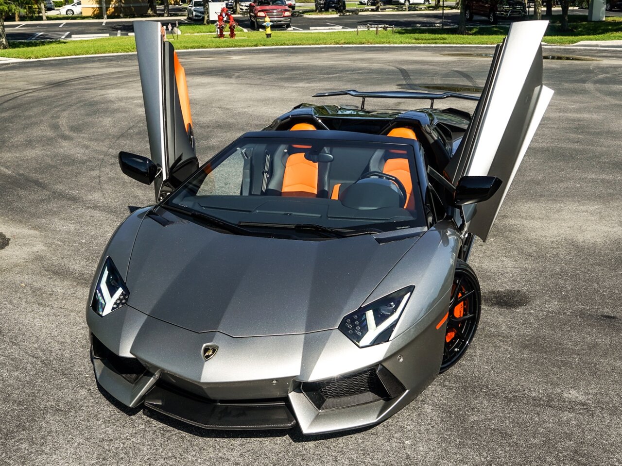 2014 Lamborghini Aventador LP 700-4  Roadster - Photo 10 - Bonita Springs, FL 34134