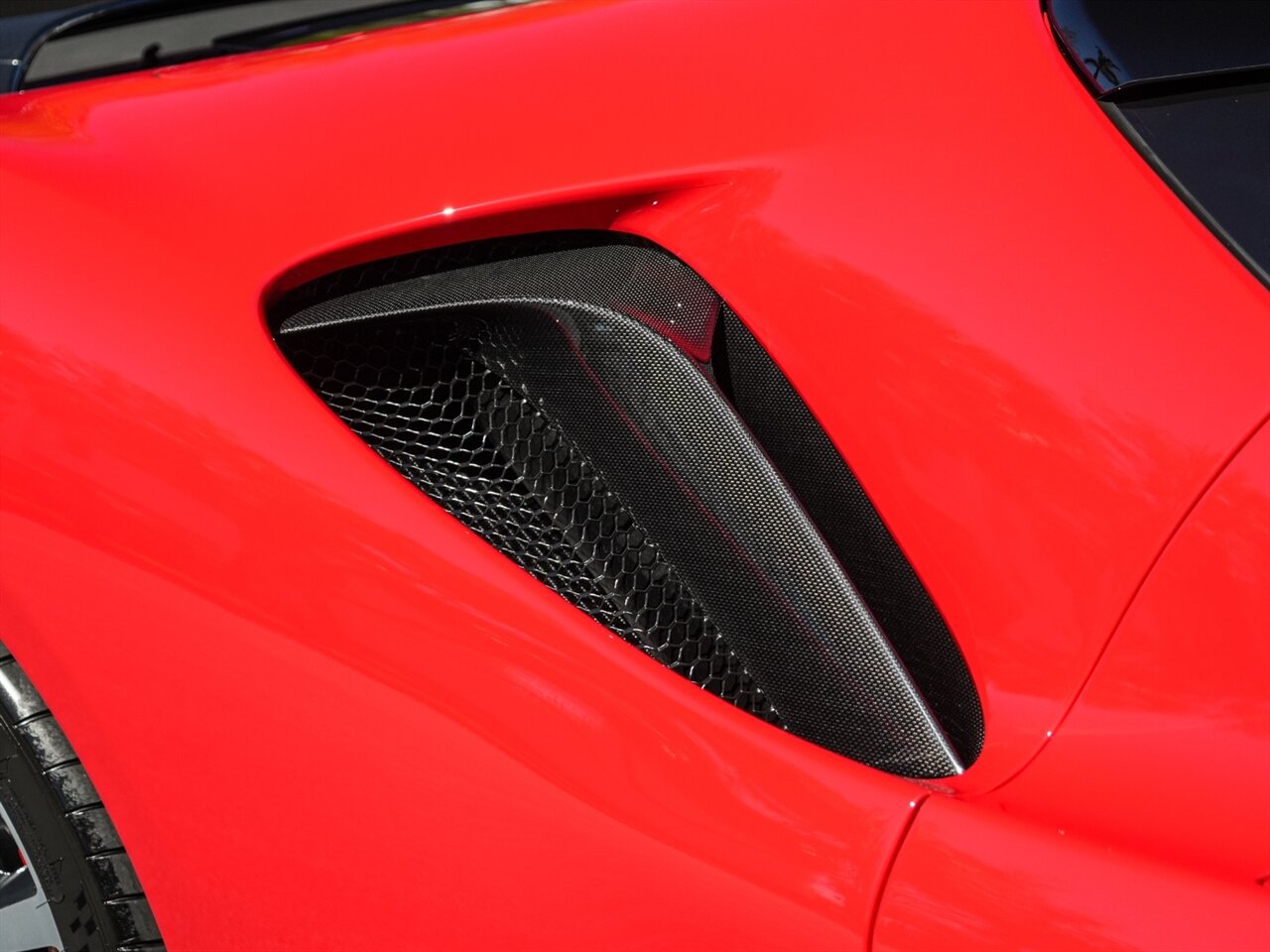 2021 Ferrari SF90 Stradale   - Photo 68 - Bonita Springs, FL 34134