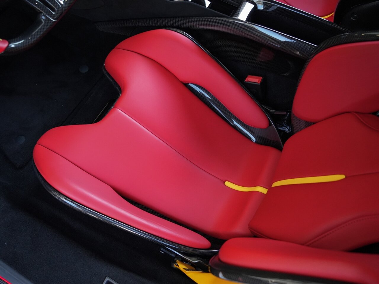 2021 Ferrari SF90 Stradale   - Photo 18 - Bonita Springs, FL 34134