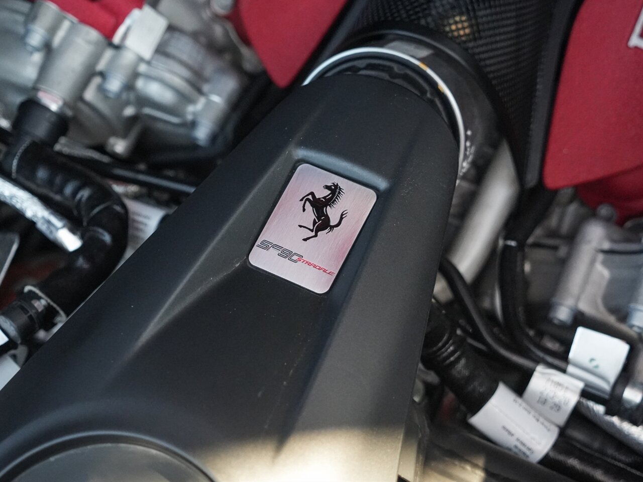 2021 Ferrari SF90 Stradale   - Photo 32 - Bonita Springs, FL 34134