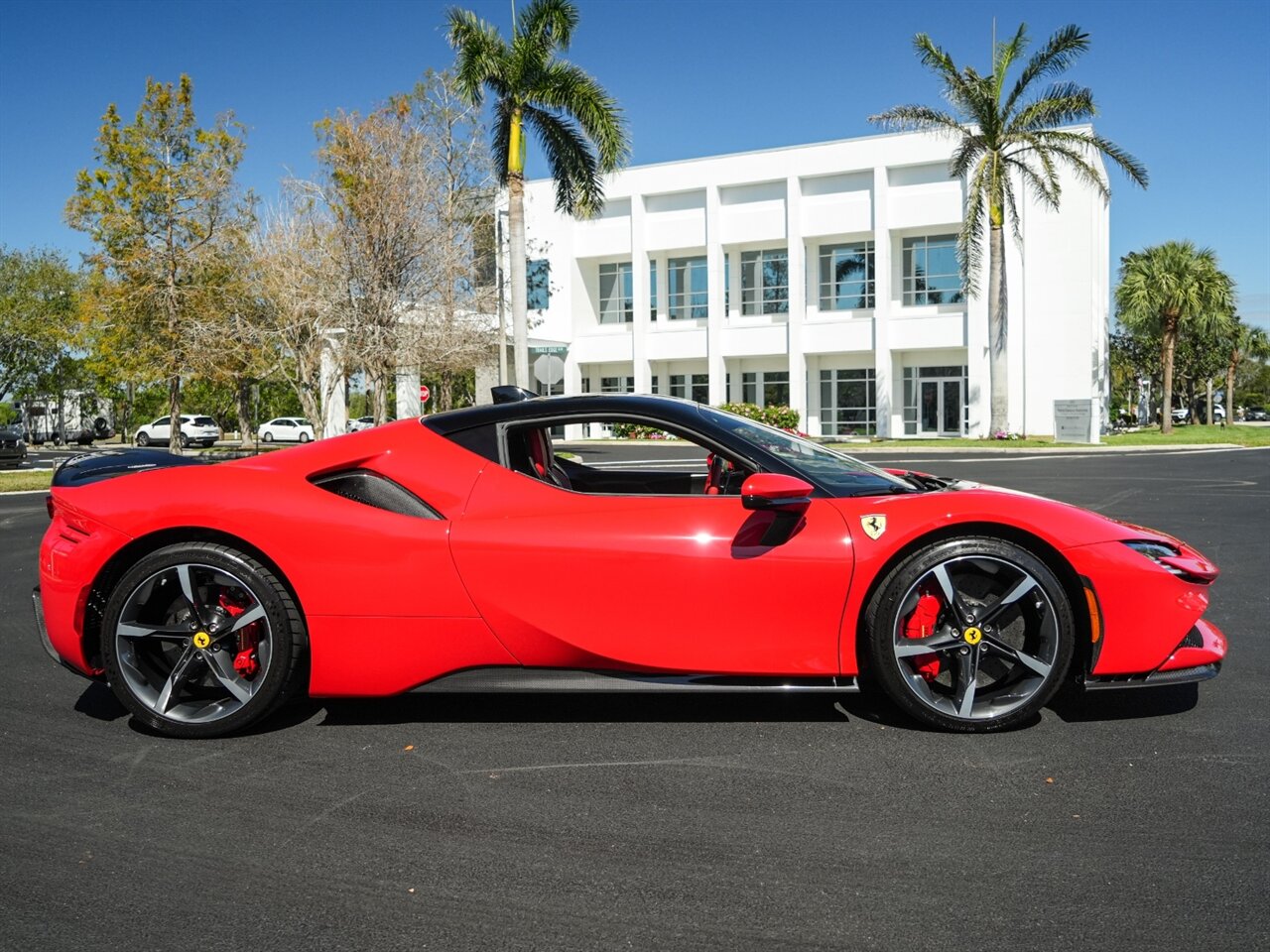 2021 Ferrari SF90 Stradale   - Photo 67 - Bonita Springs, FL 34134