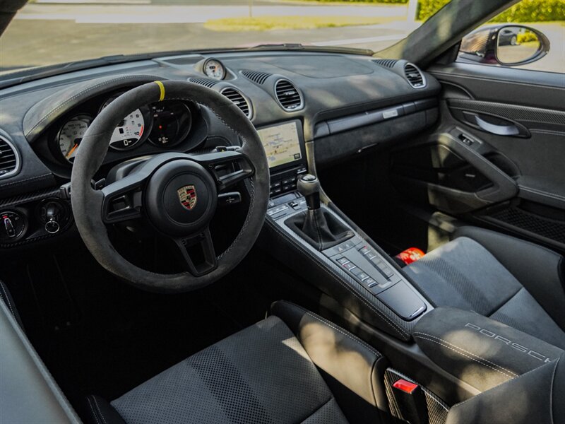 2023 Porsche 718 Cayman GT4 RS   - Photo 2 - Bonita Springs, FL 34134