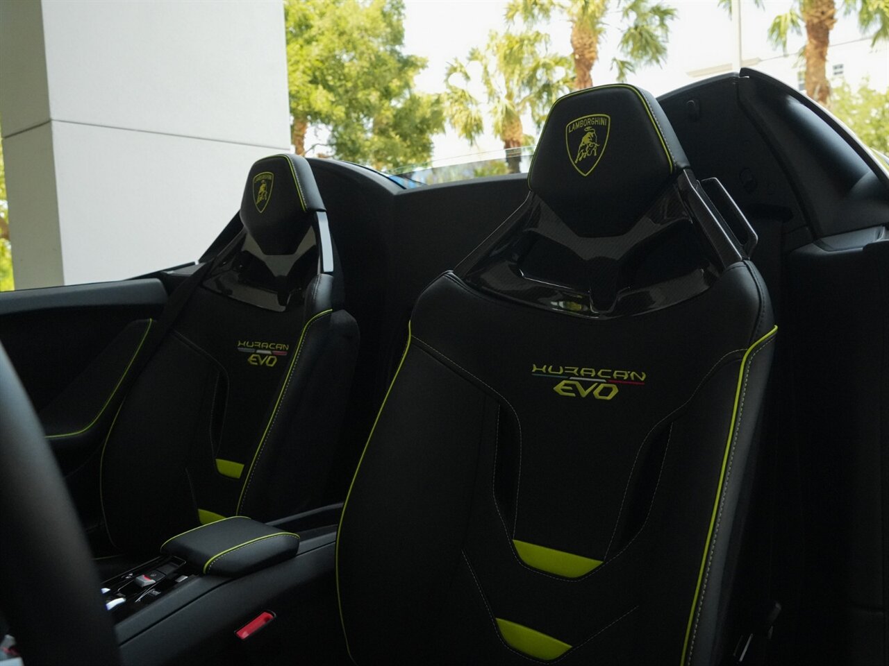 2020 Lamborghini Huracan EVO Spyder   - Photo 21 - Bonita Springs, FL 34134