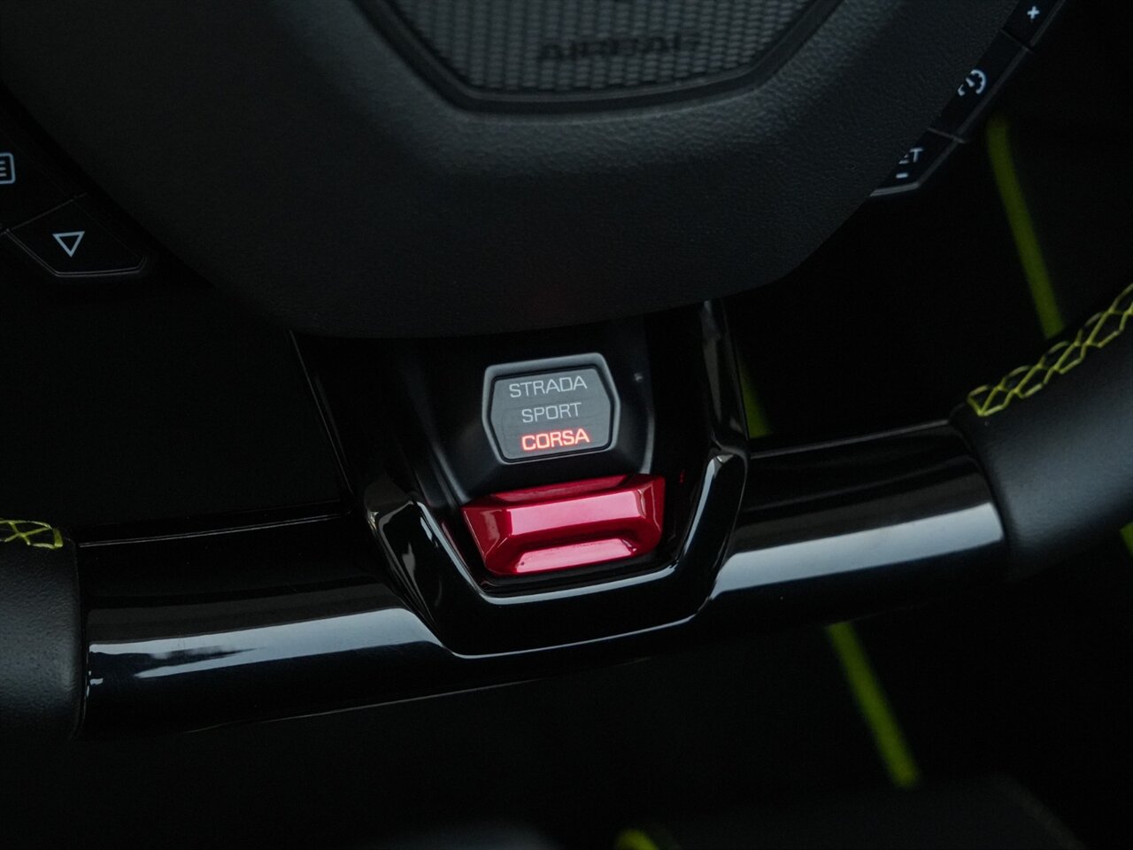2020 Lamborghini Huracan EVO Spyder   - Photo 34 - Bonita Springs, FL 34134