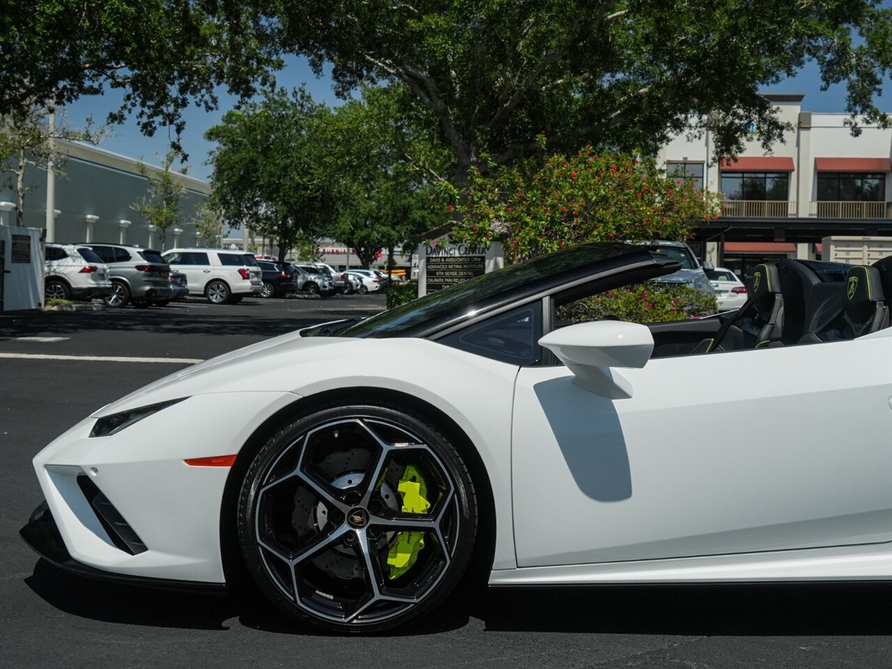 2020 Lamborghini Huracan EVO Spyder   - Photo 44 - Bonita Springs, FL 34134