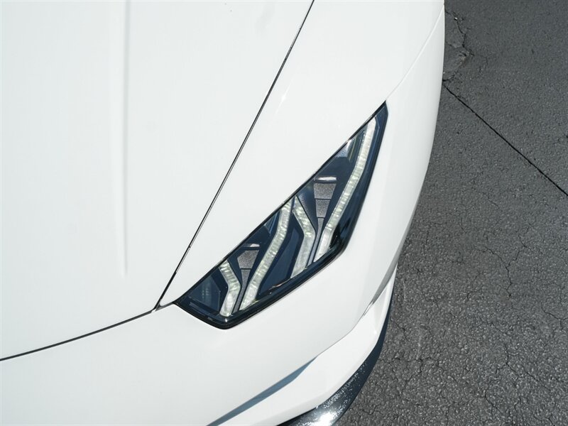2020 Lamborghini Huracan EVO Spyder   - Photo 3 - Bonita Springs, FL 34134