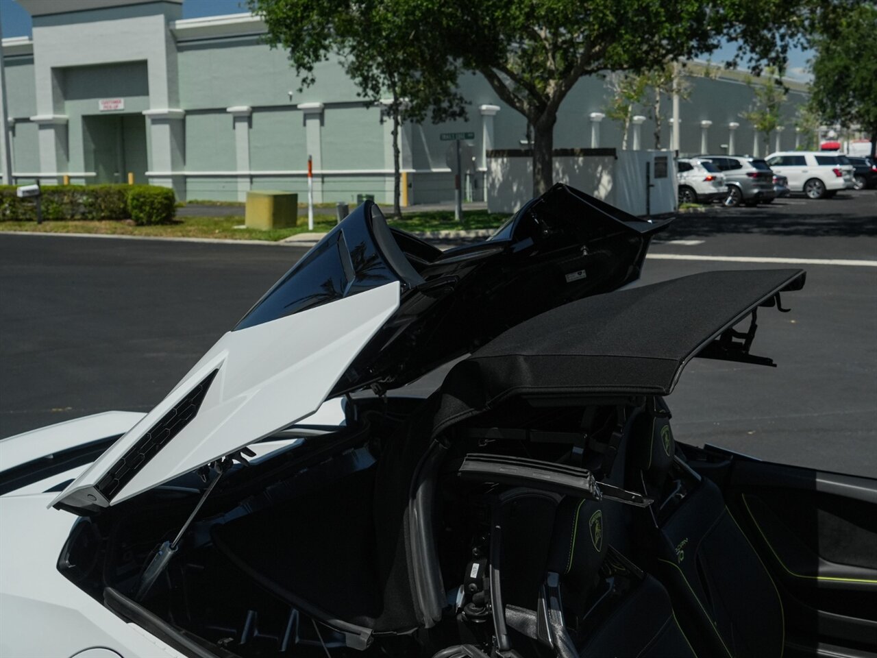 2020 Lamborghini Huracan EVO Spyder   - Photo 74 - Bonita Springs, FL 34134
