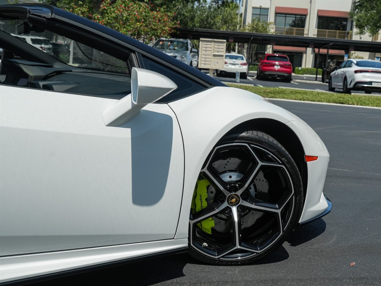 2020 Lamborghini Huracan EVO Spyder   - Photo 62 - Bonita Springs, FL 34134