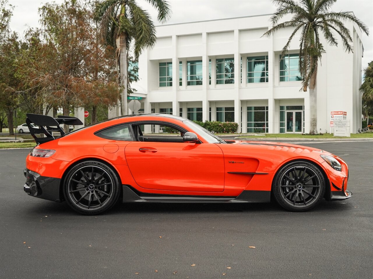 2021 Mercedes-Benz AMG GT Black Series   - Photo 73 - Bonita Springs, FL 34134