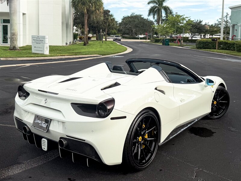 2018 Ferrari 488 Spider   - Photo 61 - Bonita Springs, FL 34134