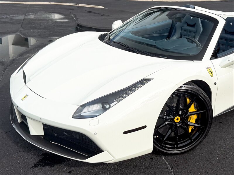 2018 Ferrari 488 Spider   - Photo 10 - Bonita Springs, FL 34134