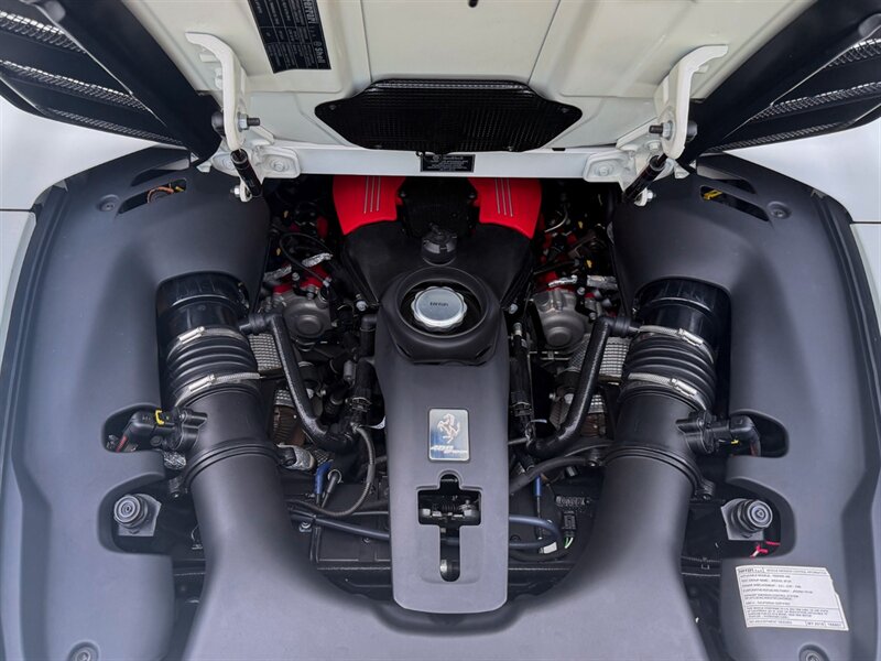 2018 Ferrari 488 Spider   - Photo 39 - Bonita Springs, FL 34134