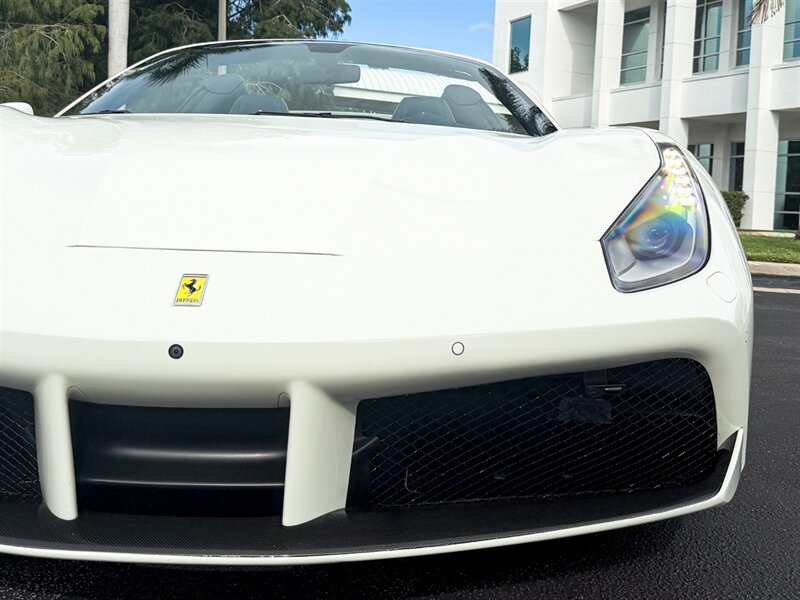 2018 Ferrari 488 Spider   - Photo 3 - Bonita Springs, FL 34134
