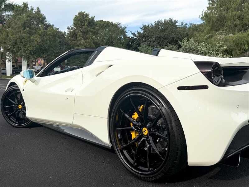 2018 Ferrari 488 Spider   - Photo 48 - Bonita Springs, FL 34134