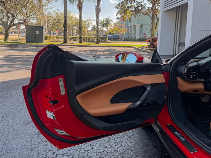 2022 Ferrari 296 GTB   - Photo 23 - Bonita Springs, FL 34134