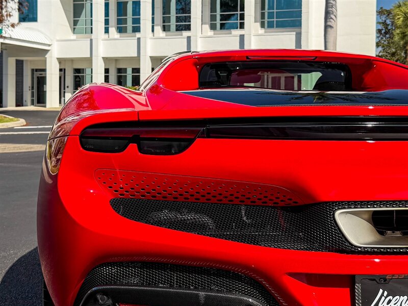 2022 Ferrari 296 GTB   - Photo 55 - Bonita Springs, FL 34134