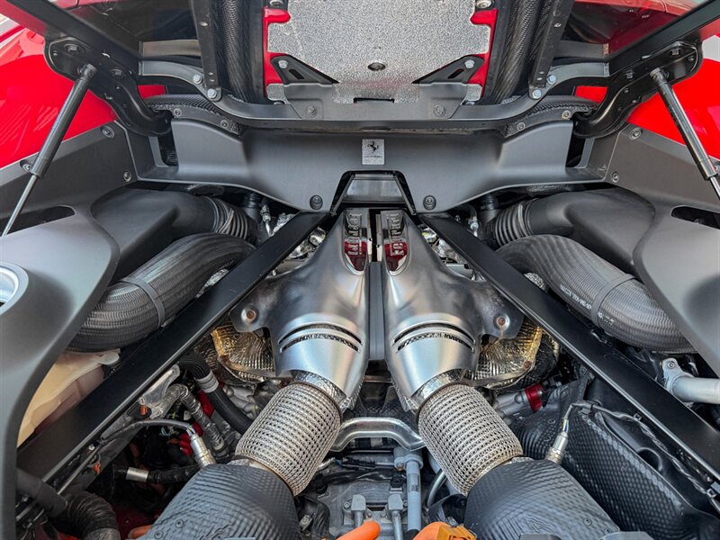 2022 Ferrari 296 GTB   - Photo 38 - Bonita Springs, FL 34134