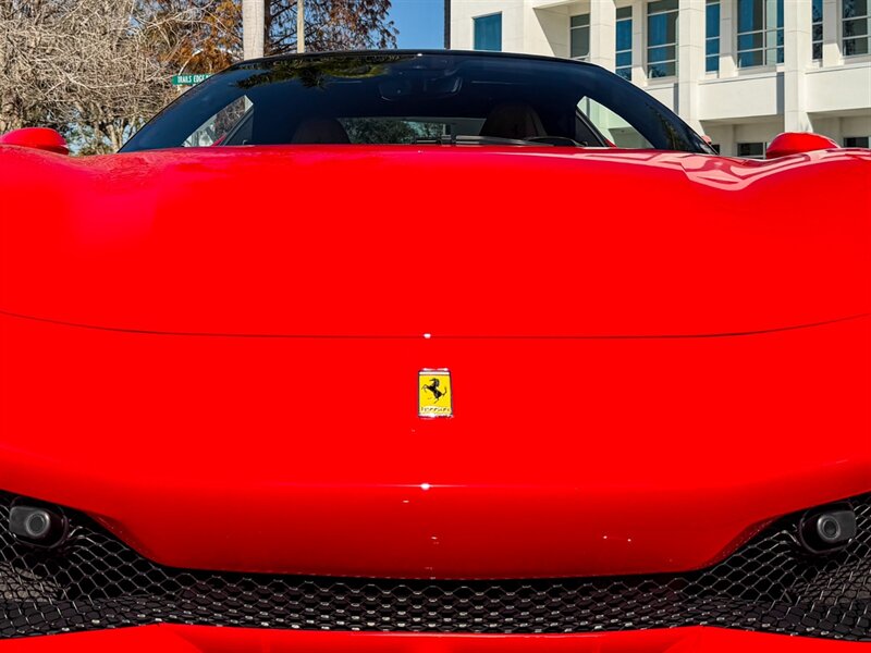 2022 Ferrari 296 GTB   - Photo 5 - Bonita Springs, FL 34134