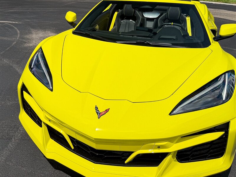 2024 Chevrolet Corvette Z06 - Photo 4 - Bonita Springs, FL 34134