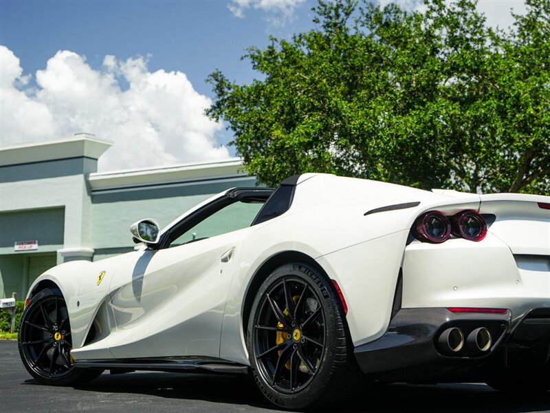 2021 Ferrari 812 GTS   - Photo 54 - Bonita Springs, FL 34134