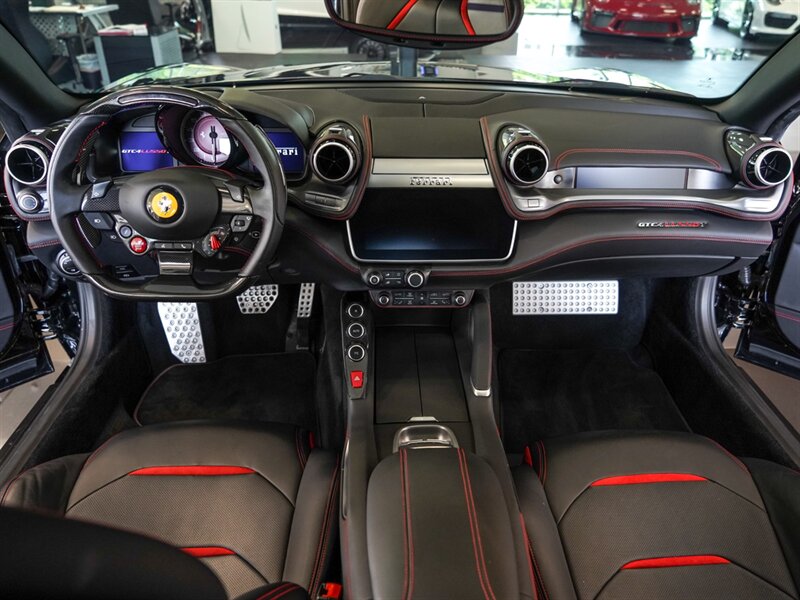 2018 Ferrari GTC4Lusso T - Photo 16 - Bonita Springs, FL 34134