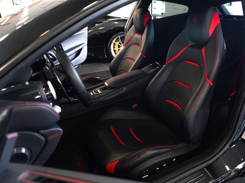 2018 Ferrari GTC4Lusso T - Photo 29 - Bonita Springs, FL 34134