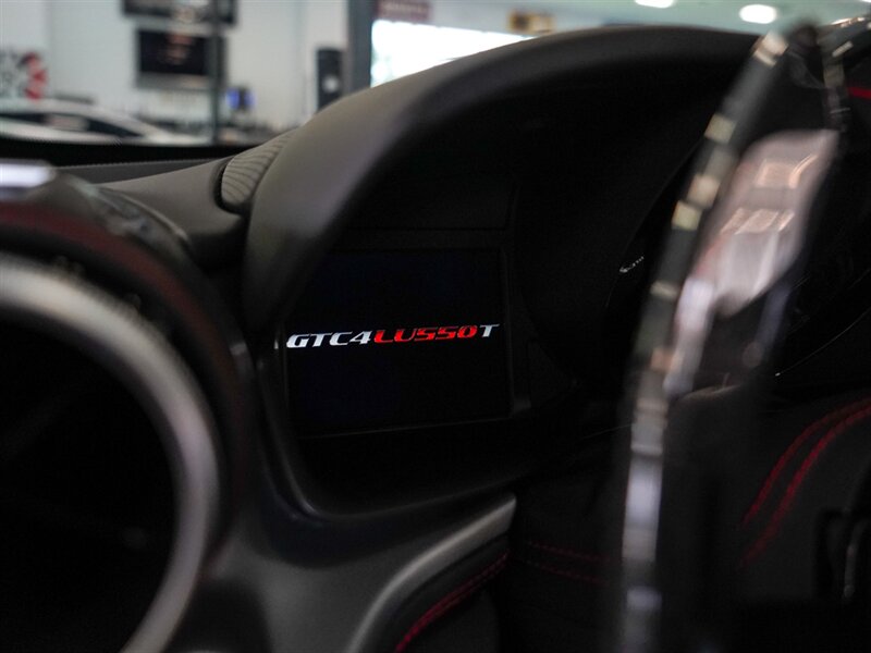 2018 Ferrari GTC4Lusso T - Photo 26 - Bonita Springs, FL 34134