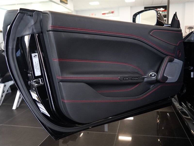 2018 Ferrari GTC4Lusso T - Photo 32 - Bonita Springs, FL 34134