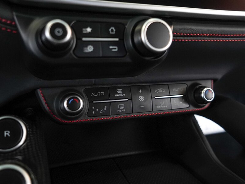 2018 Ferrari GTC4Lusso T - Photo 24 - Bonita Springs, FL 34134