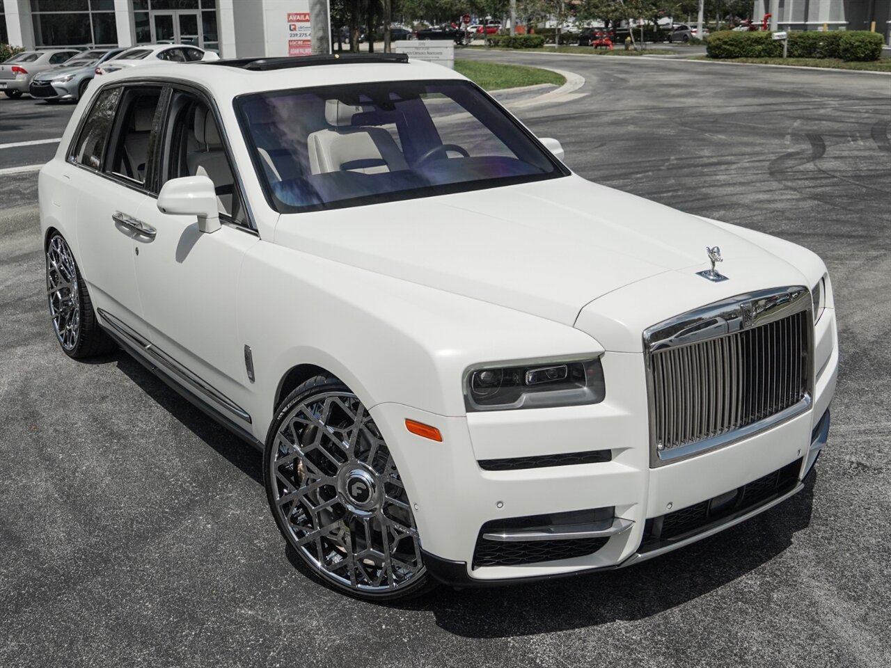 2019 Rolls-Royce Cullinan   - Photo 76 - Bonita Springs, FL 34134