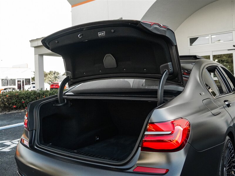 2017 BMW M760i xDrive - Photo 59 - Bonita Springs, FL 34134