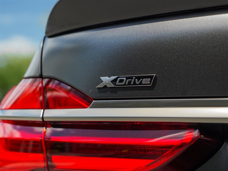 2017 BMW M760i xDrive - Photo 75 - Bonita Springs, FL 34134