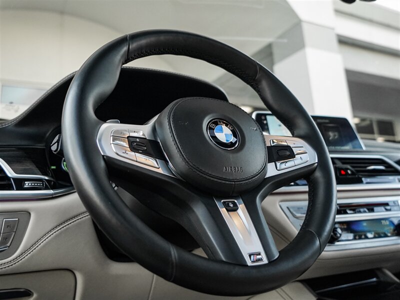 2017 BMW M760i xDrive - Photo 14 - Bonita Springs, FL 34134