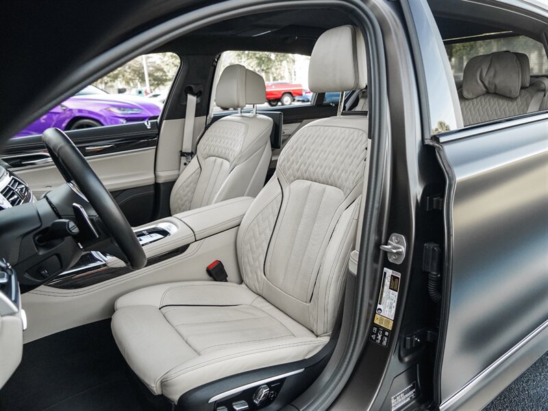 2017 BMW M760i xDrive - Photo 26 - Bonita Springs, FL 34134