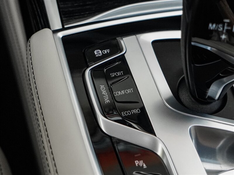 2017 BMW M760i xDrive - Photo 22 - Bonita Springs, FL 34134