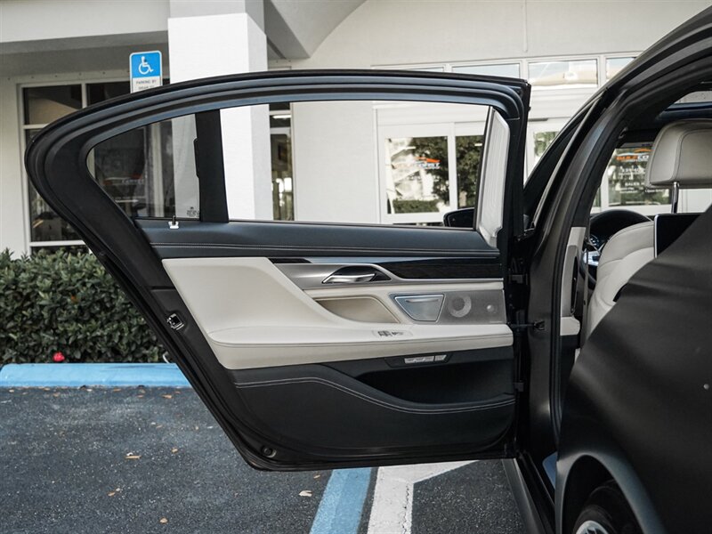 2017 BMW M760i xDrive - Photo 41 - Bonita Springs, FL 34134