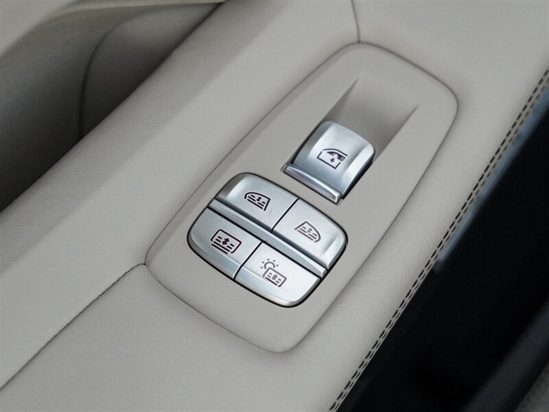 2017 BMW M760i xDrive - Photo 42 - Bonita Springs, FL 34134