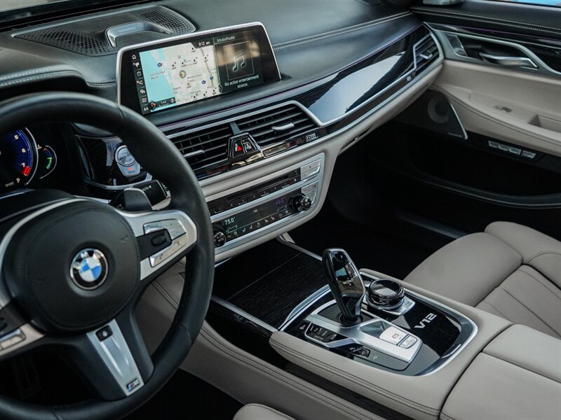 2017 BMW M760i xDrive - Photo 16 - Bonita Springs, FL 34134