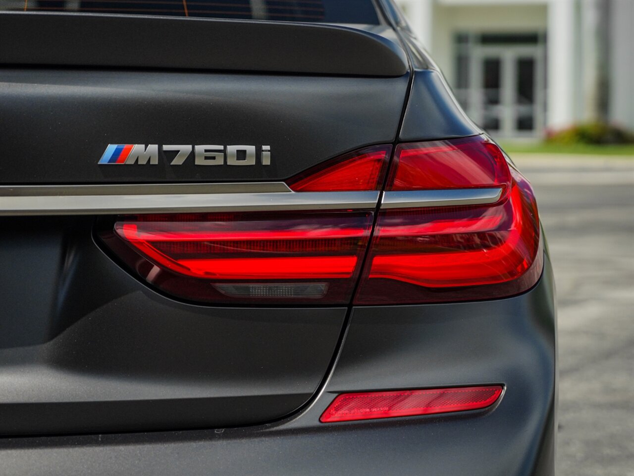 2017 BMW M760i xDrive   - Photo 80 - Bonita Springs, FL 34134