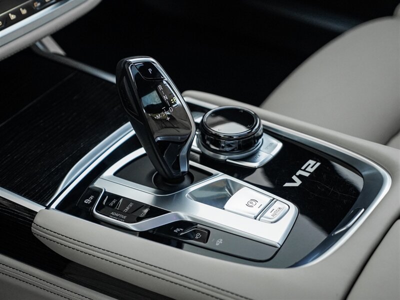 2017 BMW M760i xDrive - Photo 20 - Bonita Springs, FL 34134